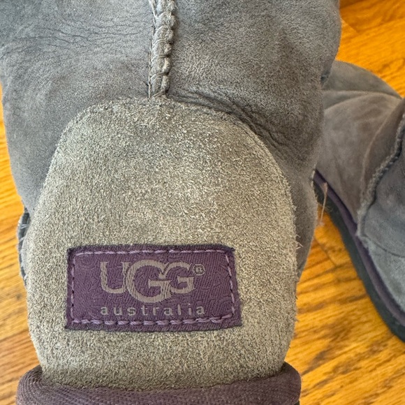 Gray Ugg Australia size Women’s 6 - Picture 7 of 8